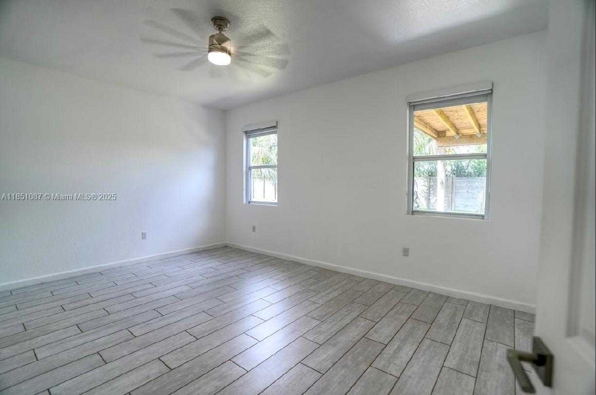 Small Image of 30600 SOUTH WEST 193RD AVE, Homestead Number 15