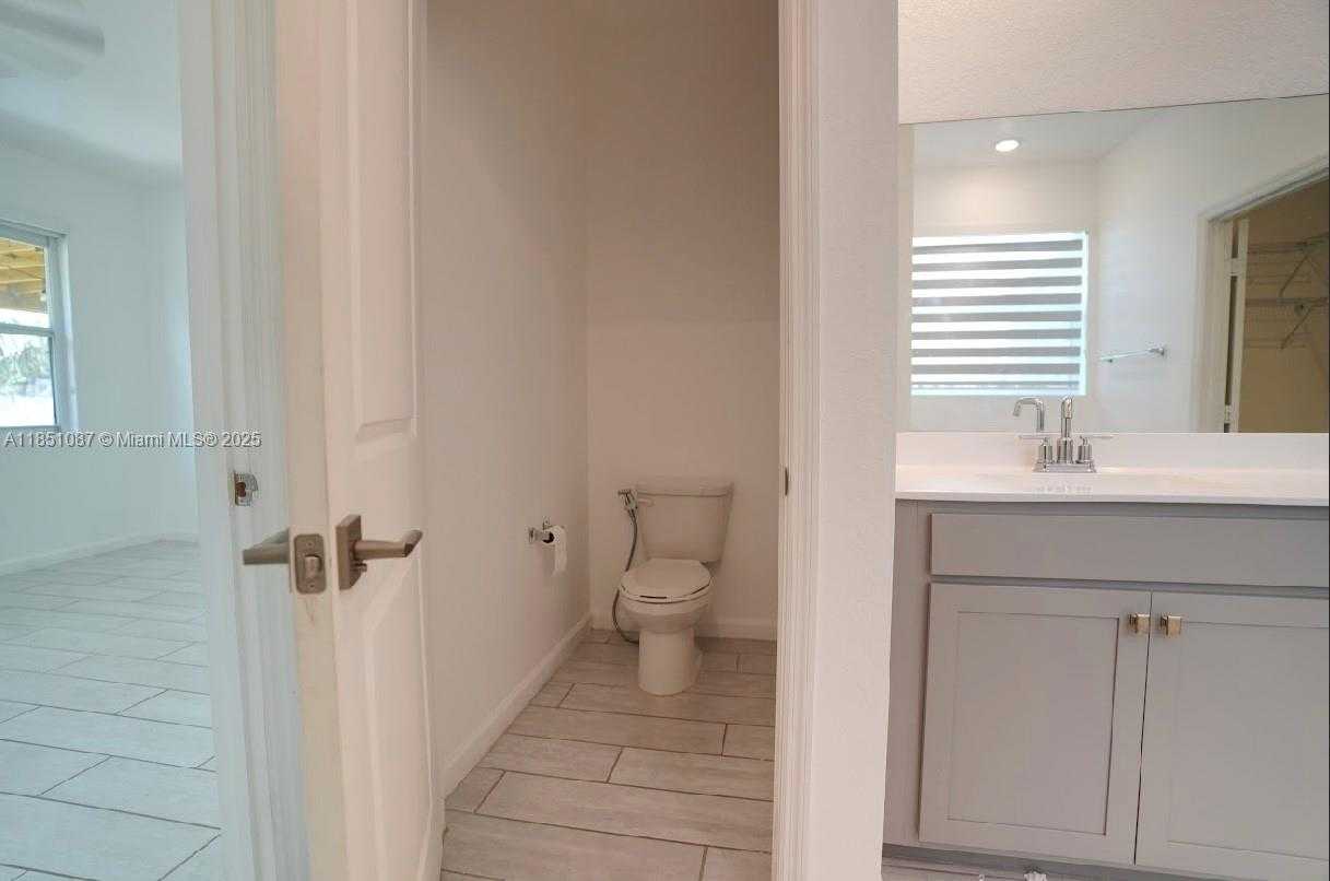 Small Image of 30600 SOUTH WEST 193RD AVE, Homestead Number 23