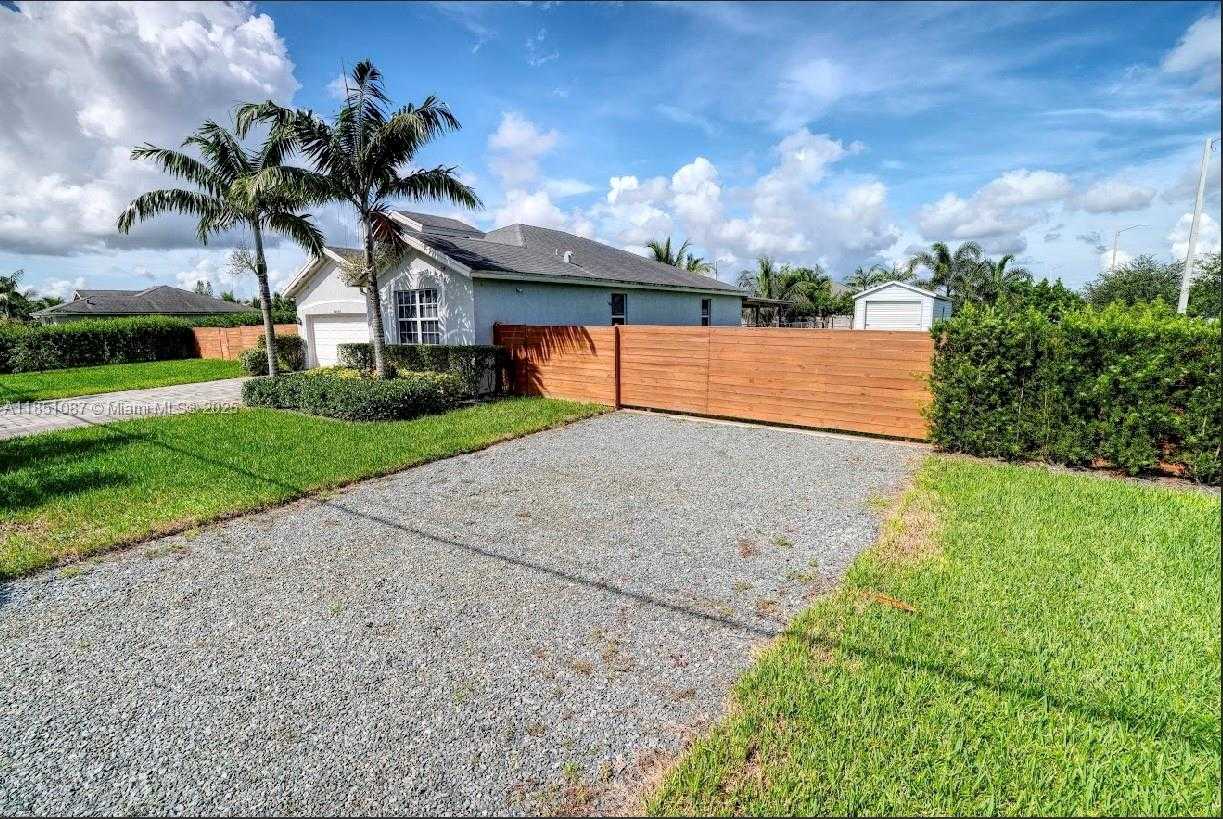 Small Image of 30600 SOUTH WEST 193RD AVE, Homestead Number 3