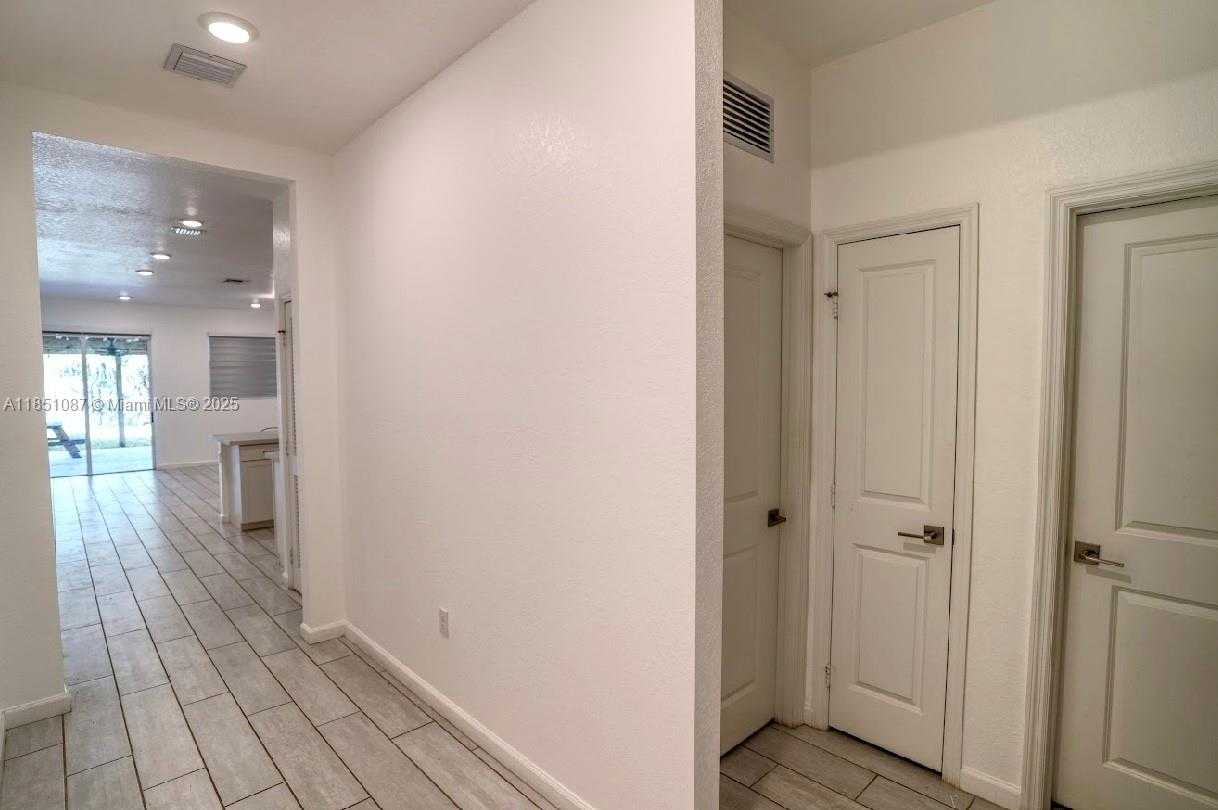 Small Image of 30600 SOUTH WEST 193RD AVE, Homestead Number 4