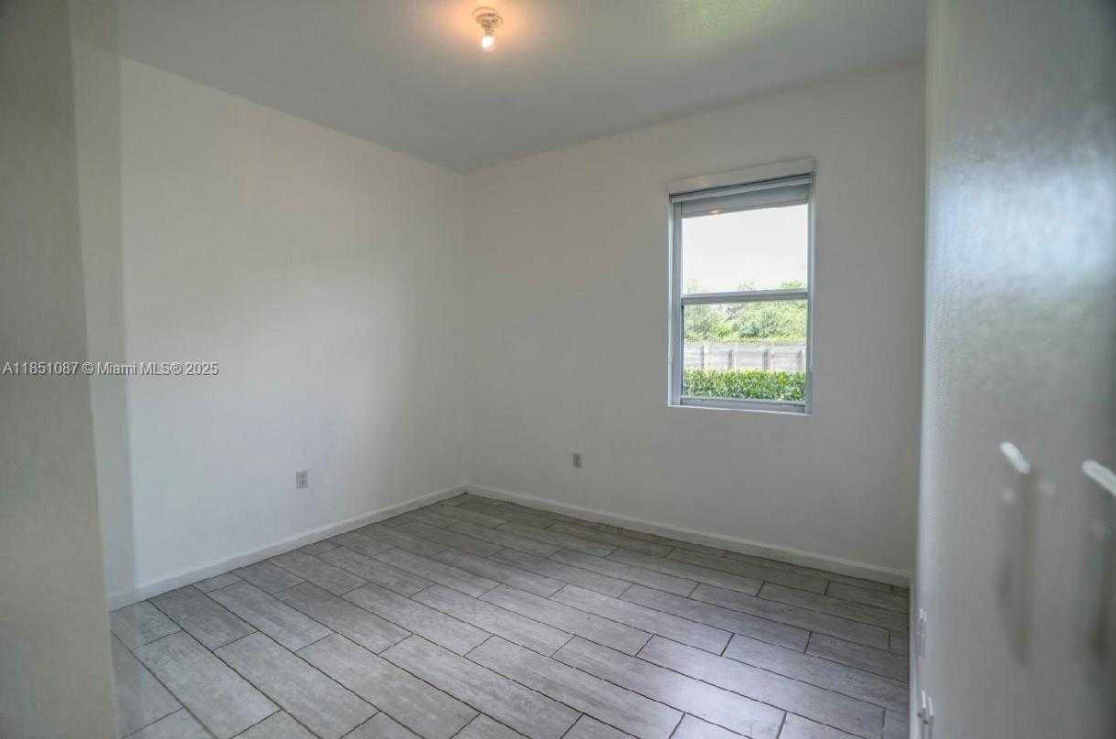 Small Image of 30600 SOUTH WEST 193RD AVE, Homestead Number 9