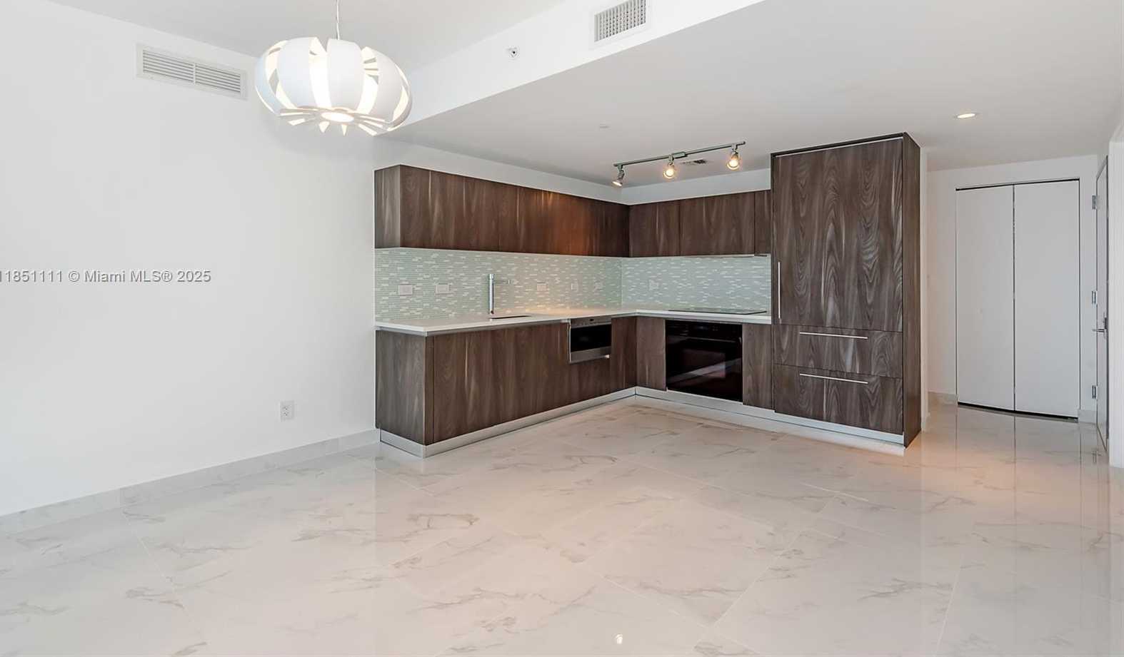 Small Image of 3131 NORTH EAST 7TH AVE #2104, Miami Number 9