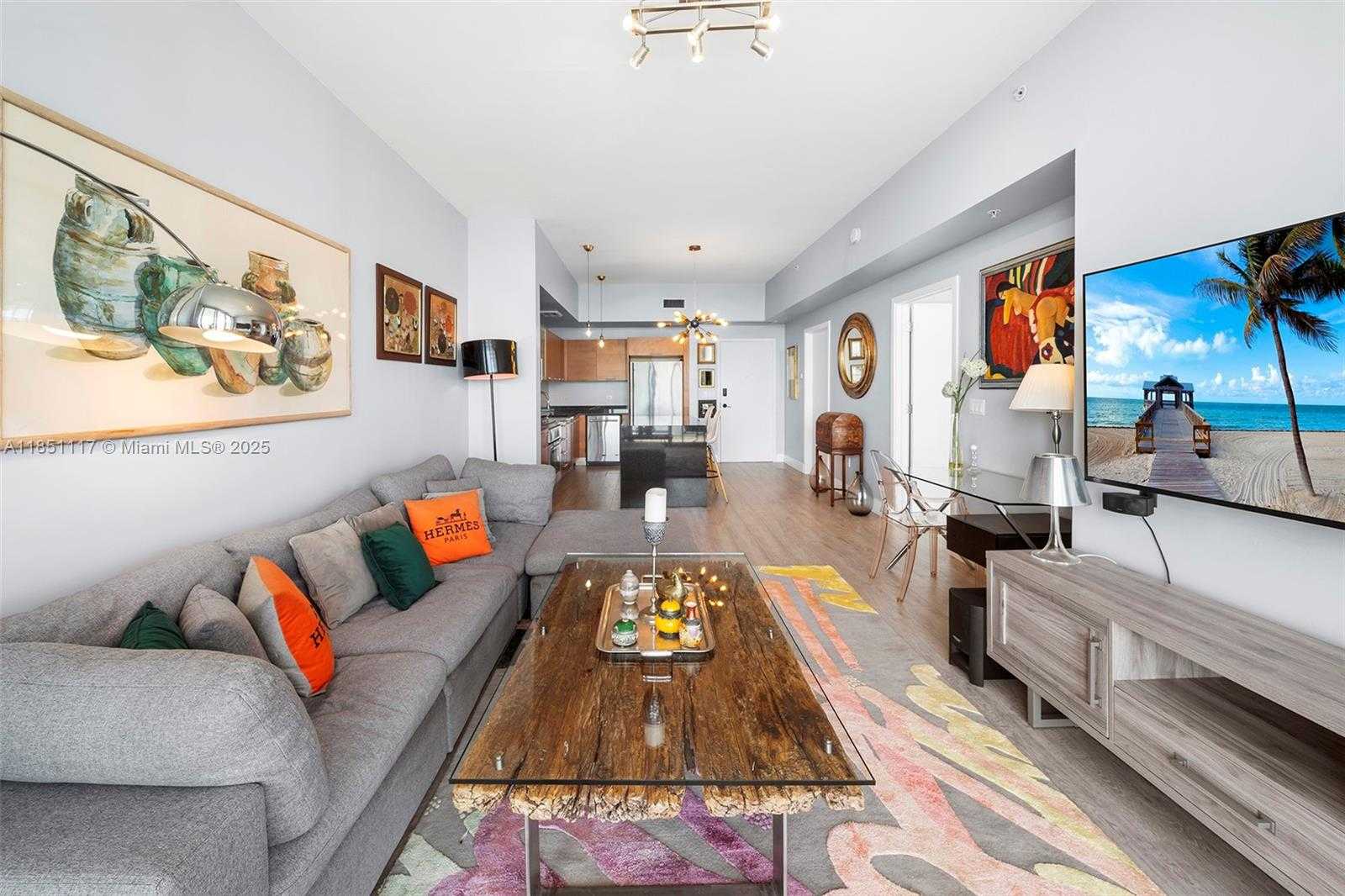 Small Image of 3470 EAST COAST AVE #H1602, Miami Number 5