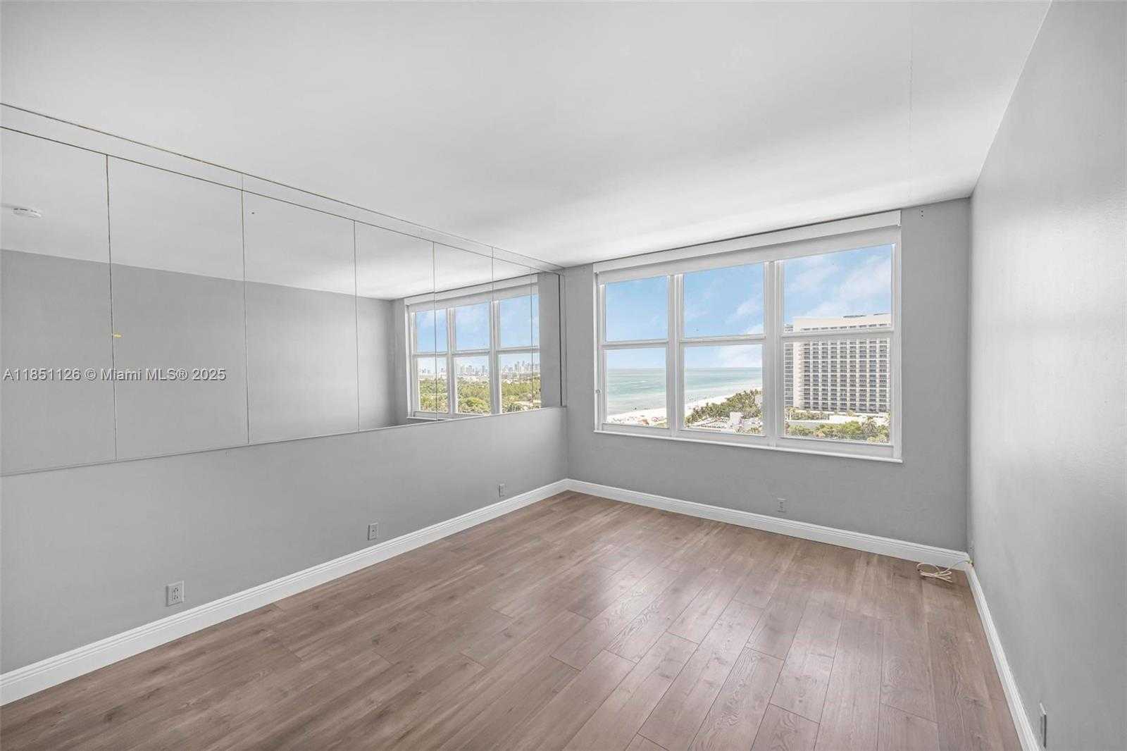 Small Image of 4747 COLLINS AVE #1210, Miami Beach Number 14