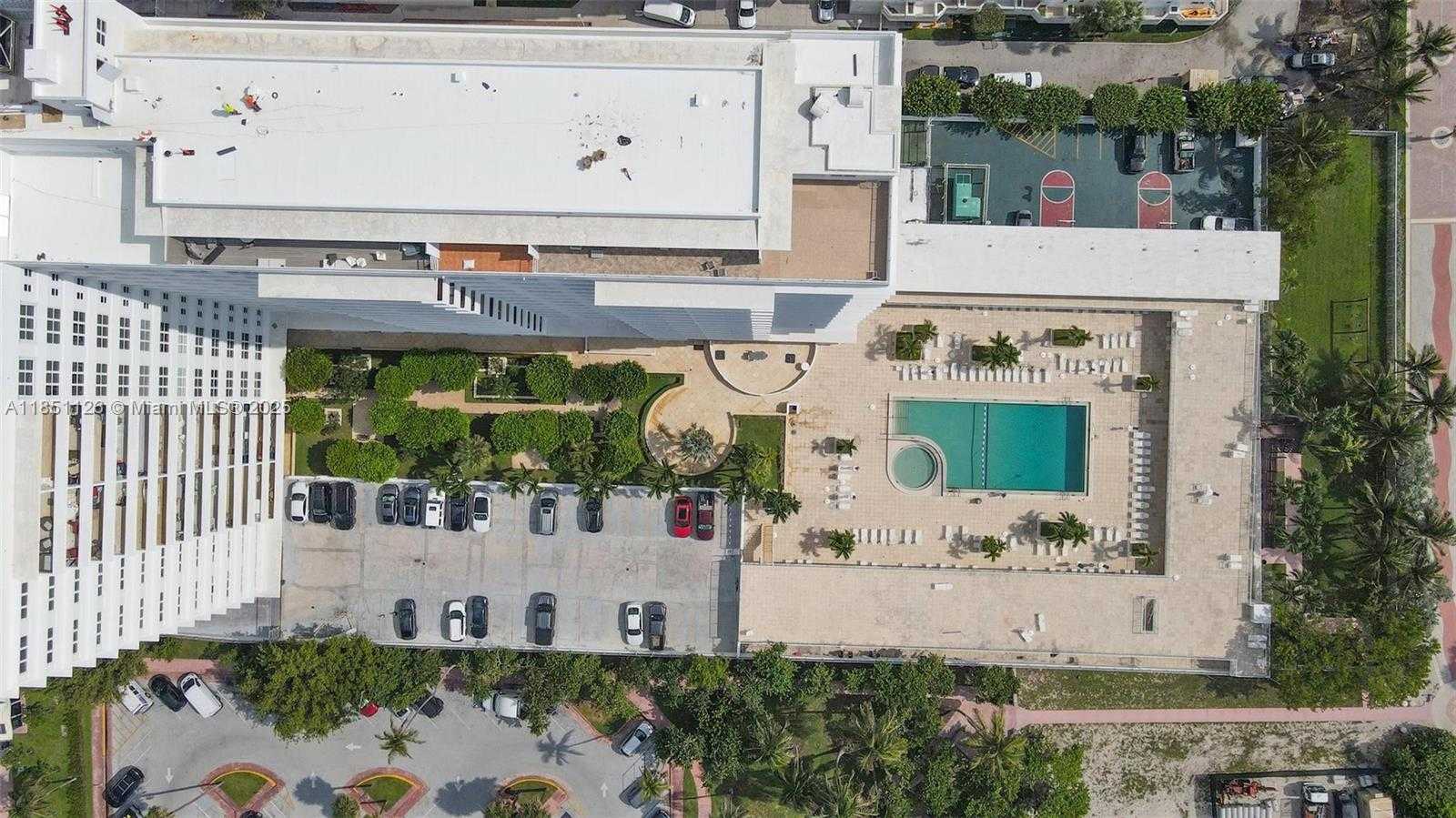 Small Image of 4747 COLLINS AVE #1210, Miami Beach Number 49