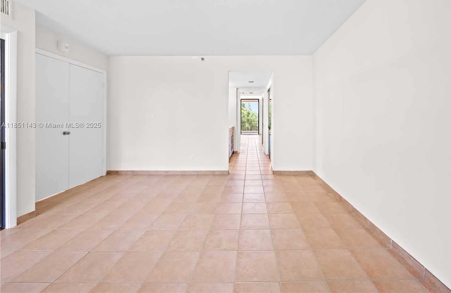 Small Image of 1632 SOUTH BAYSHORE CT #201, Miami Number 10
