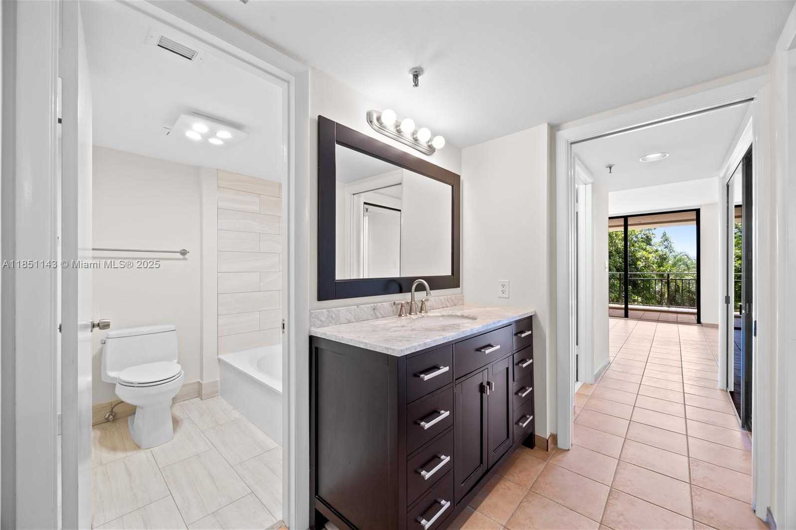 Small Image of 1632 SOUTH BAYSHORE CT #201, Miami Number 13