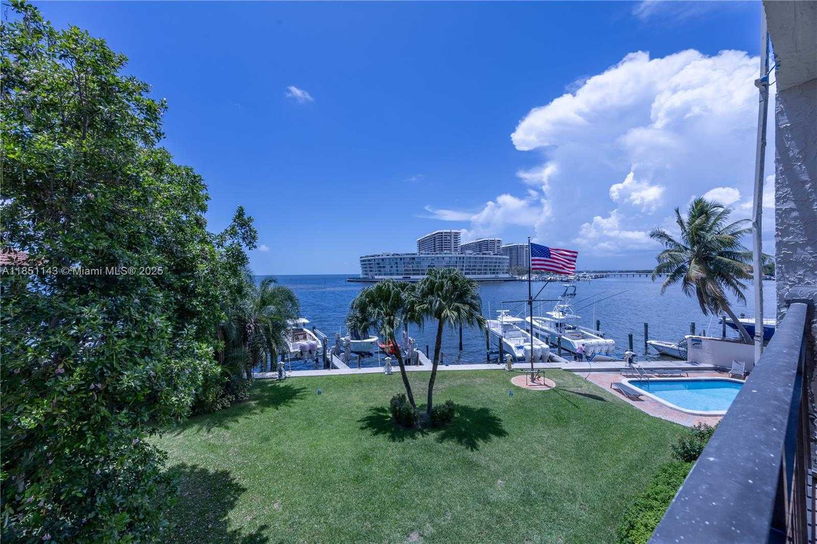Small Image of 1632 SOUTH BAYSHORE CT #201, Miami Number 32