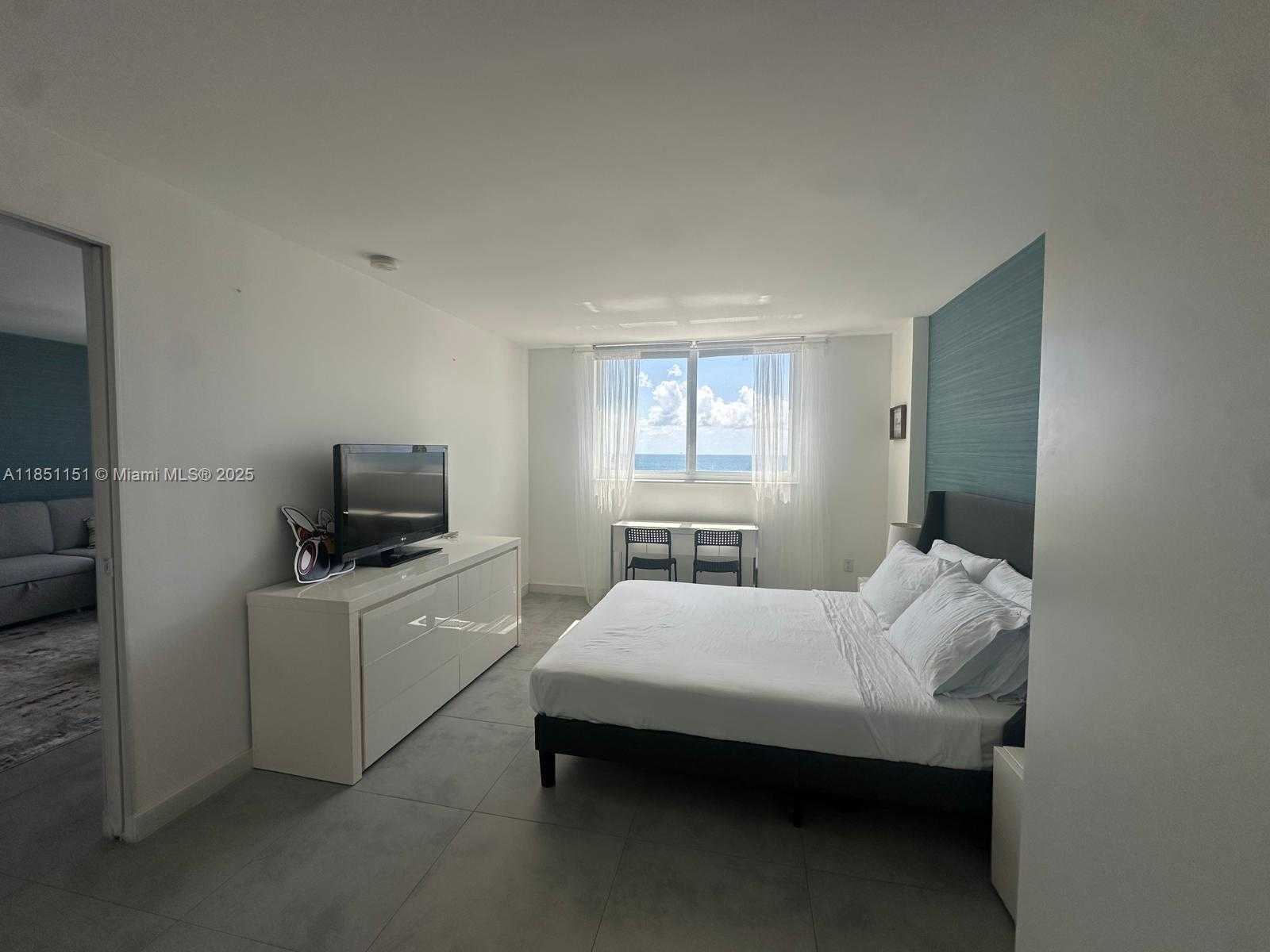 Small Image of 345 OCEAN DR #616, Miami Beach Number 5