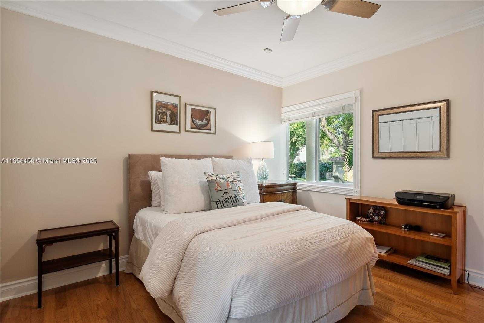 Small Image of 1540 TAGUS AVE, Coral Gables Number 21