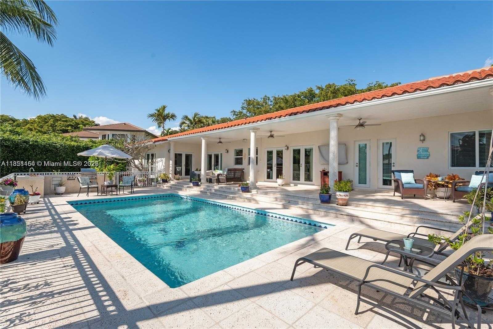 Small Image of 1540 TAGUS AVE, Coral Gables Number 22