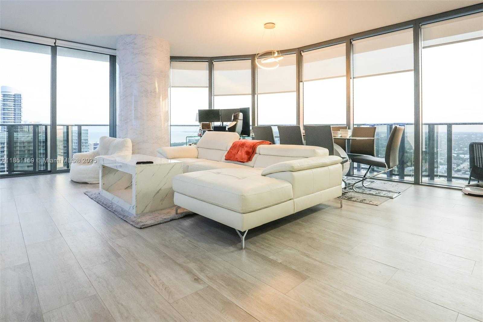 Small Image of 55 SOUTH WEST 9TH ST #3906, Miami Number 20