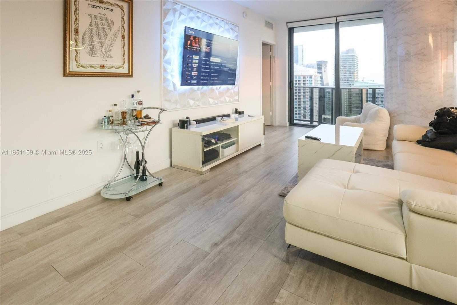 Small Image of 55 SOUTH WEST 9TH ST #3906, Miami Number 27