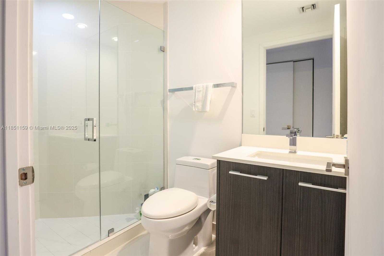 Small Image of 55 SOUTH WEST 9TH ST #3906, Miami Number 33