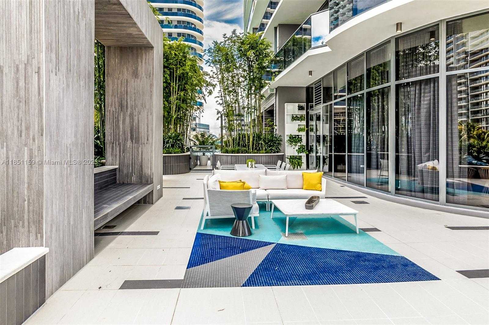 Small Image of 55 SOUTH WEST 9TH ST #3906, Miami Number 36