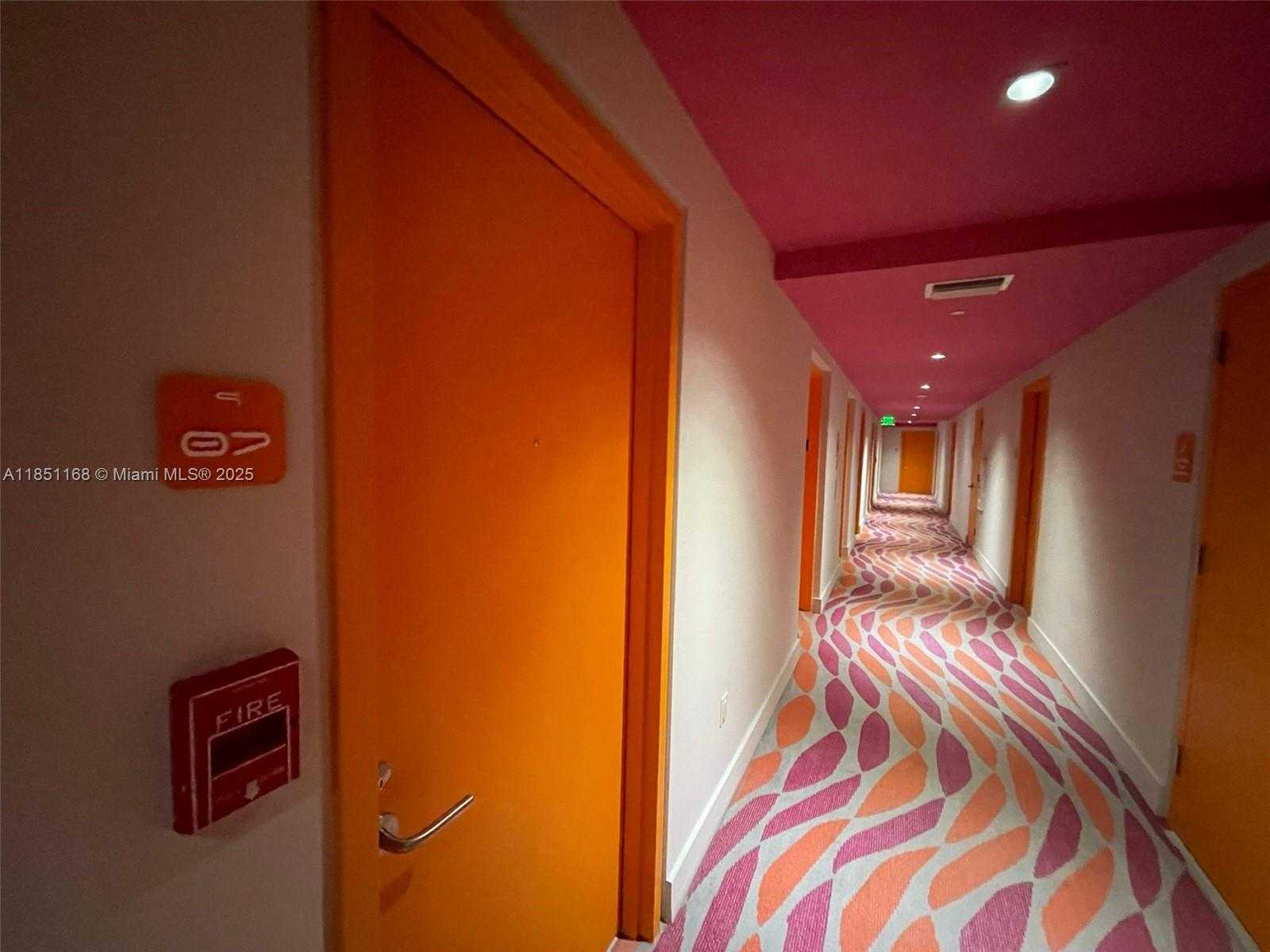 Small Image of 31 SOUTH EAST 6TH ST #907, Miami Number 3