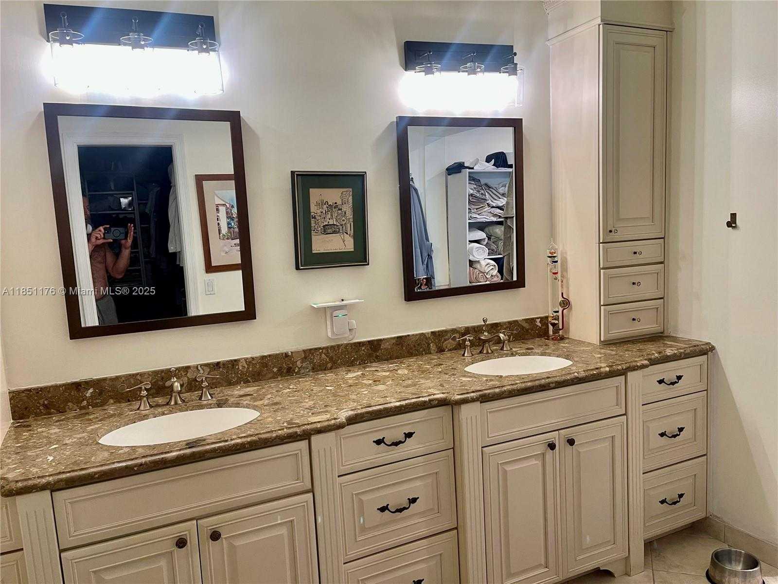 Small Image of 1013 EAST CYPRESS DR #V-31, Pompano Beach Number 11