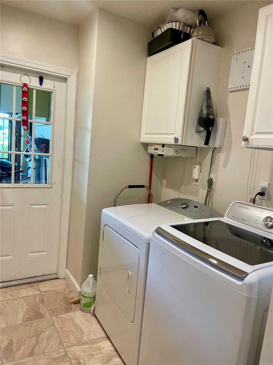 Small Image of 1013 EAST CYPRESS DR #V-31, Pompano Beach Number 9