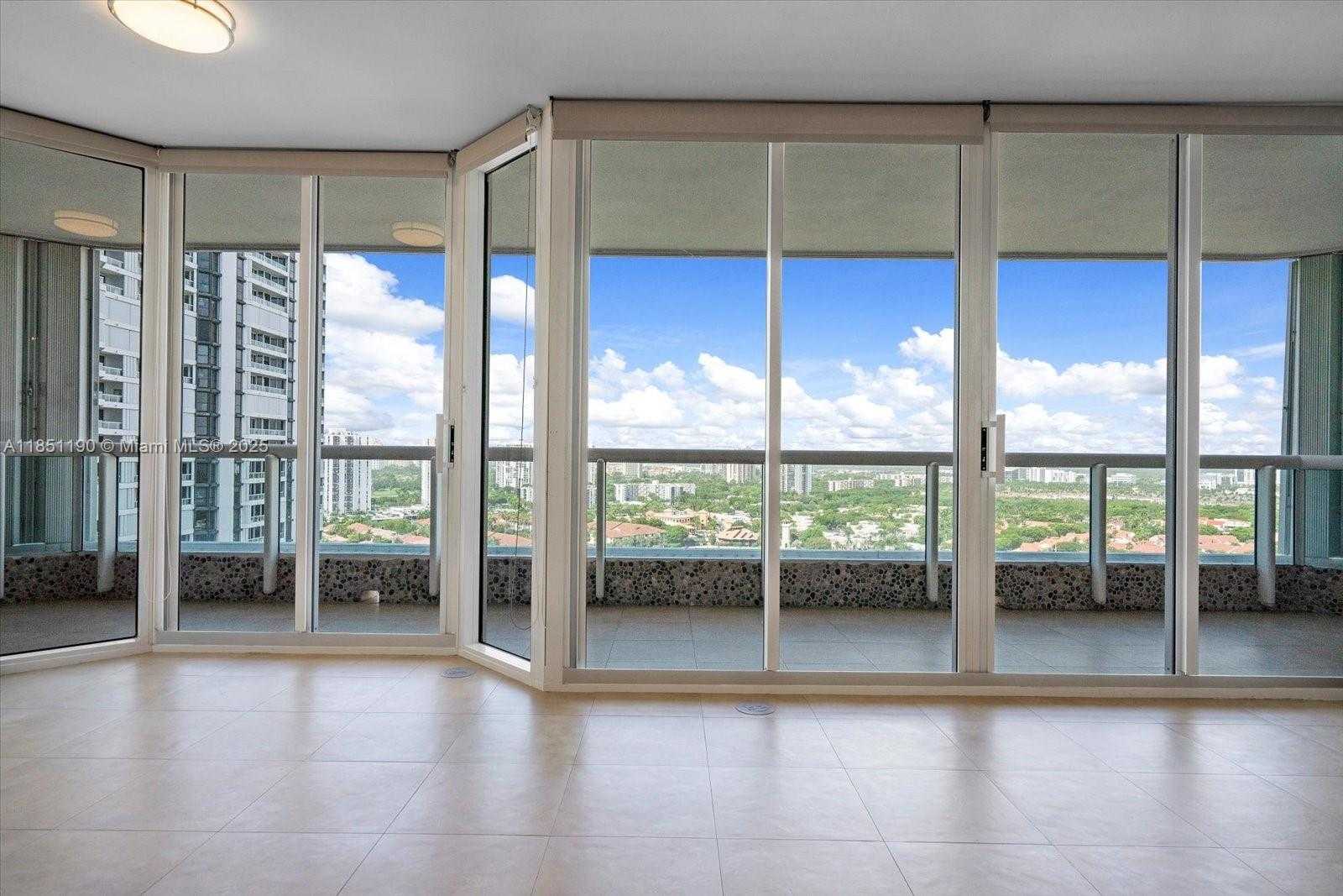 Small Image of 21205 NORTH EAST 37TH AVE #2204, Aventura Number 26
