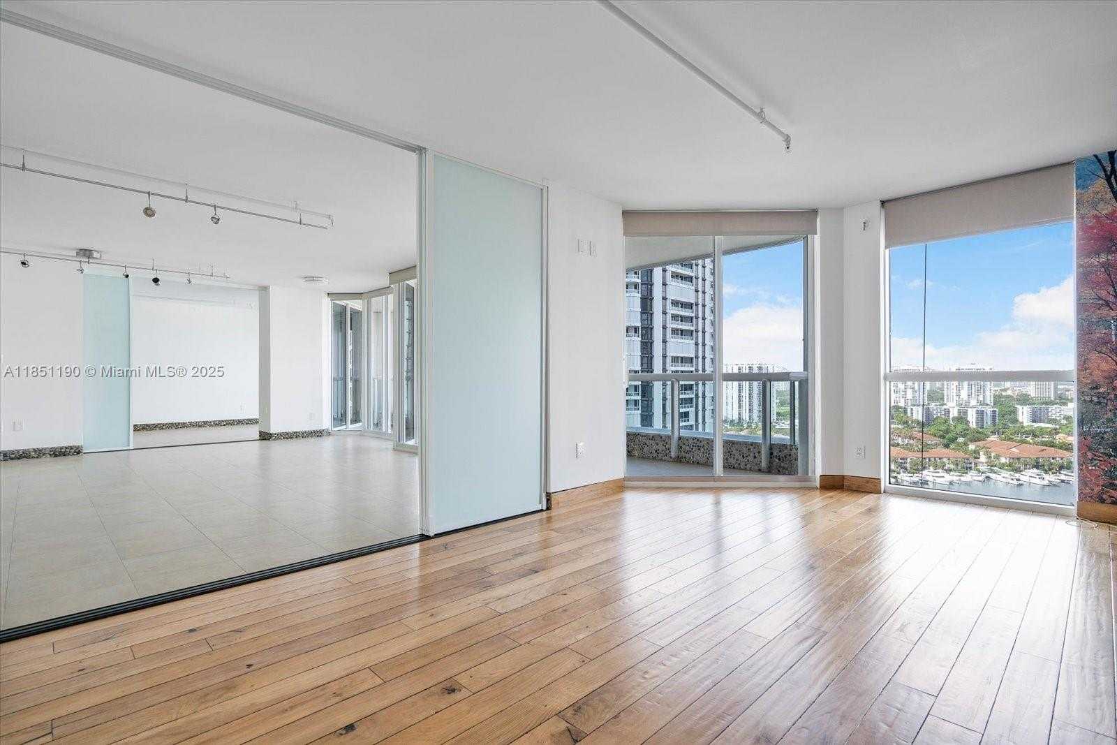 Small Image of 21205 NORTH EAST 37TH AVE #2204, Aventura Number 7