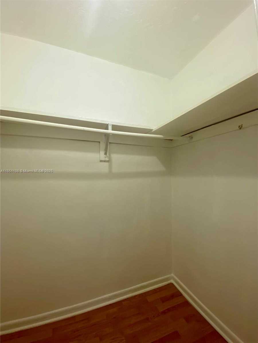 Small Image of 6890 LIBERTY ST, Hollywood Number 6