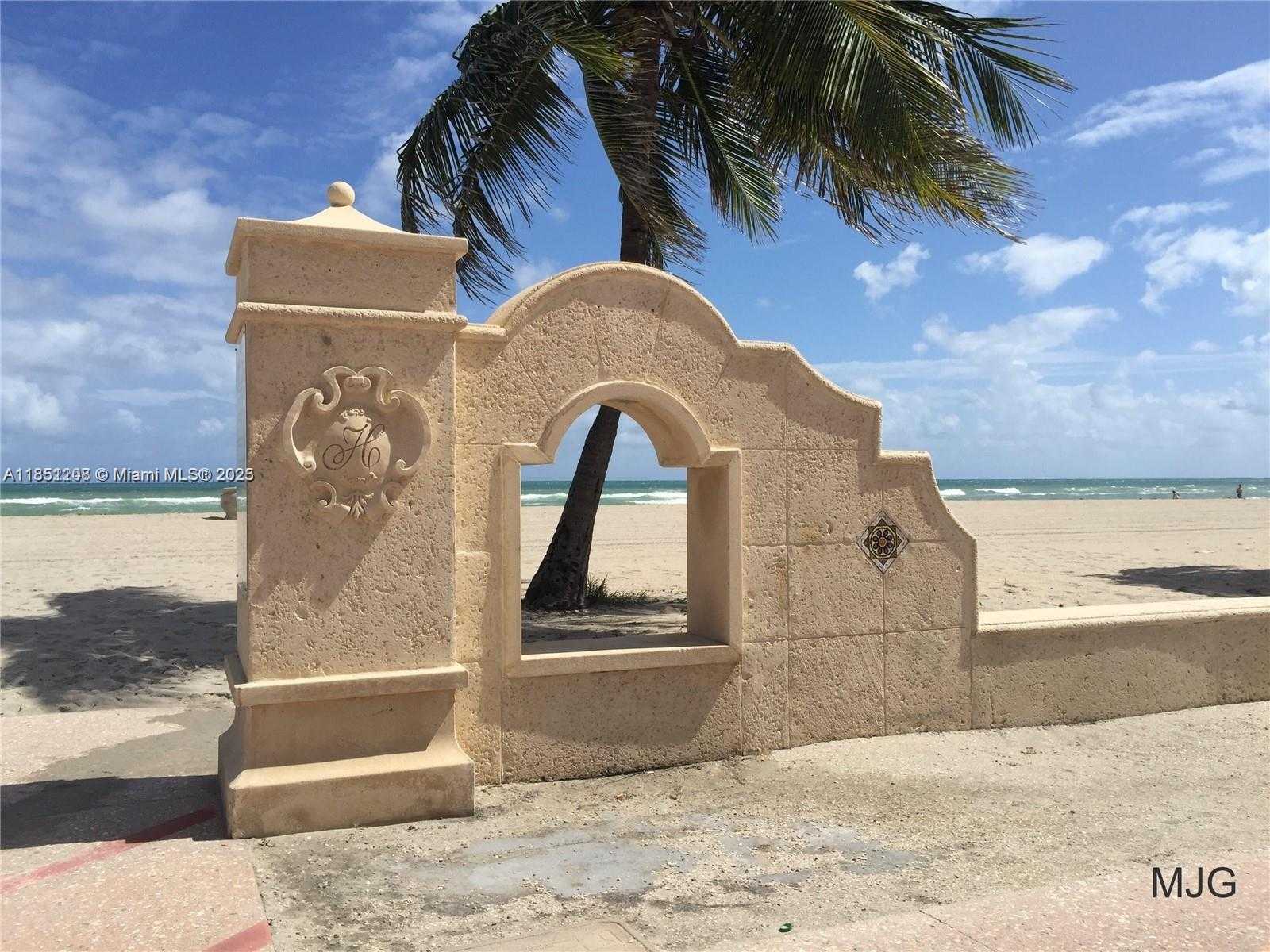 Small Image of 1201 SOUTH OCEAN DR #201N, Hollywood Number 28
