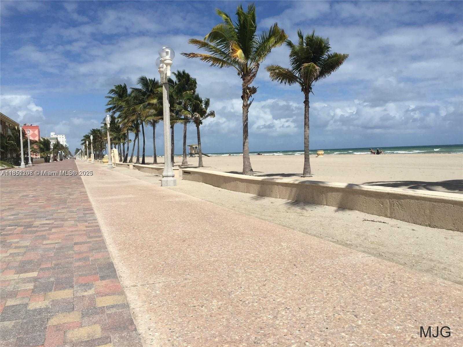 Small Image of 1201 SOUTH OCEAN DR #201N, Hollywood Number 29