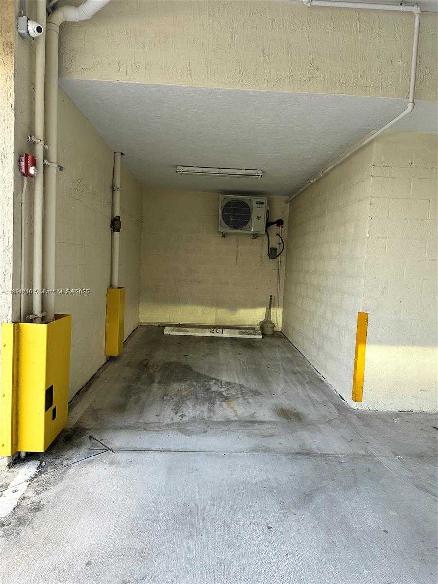 Small Image of 8440 SOUTH WEST 8TH ST #201A, Miami Number 25