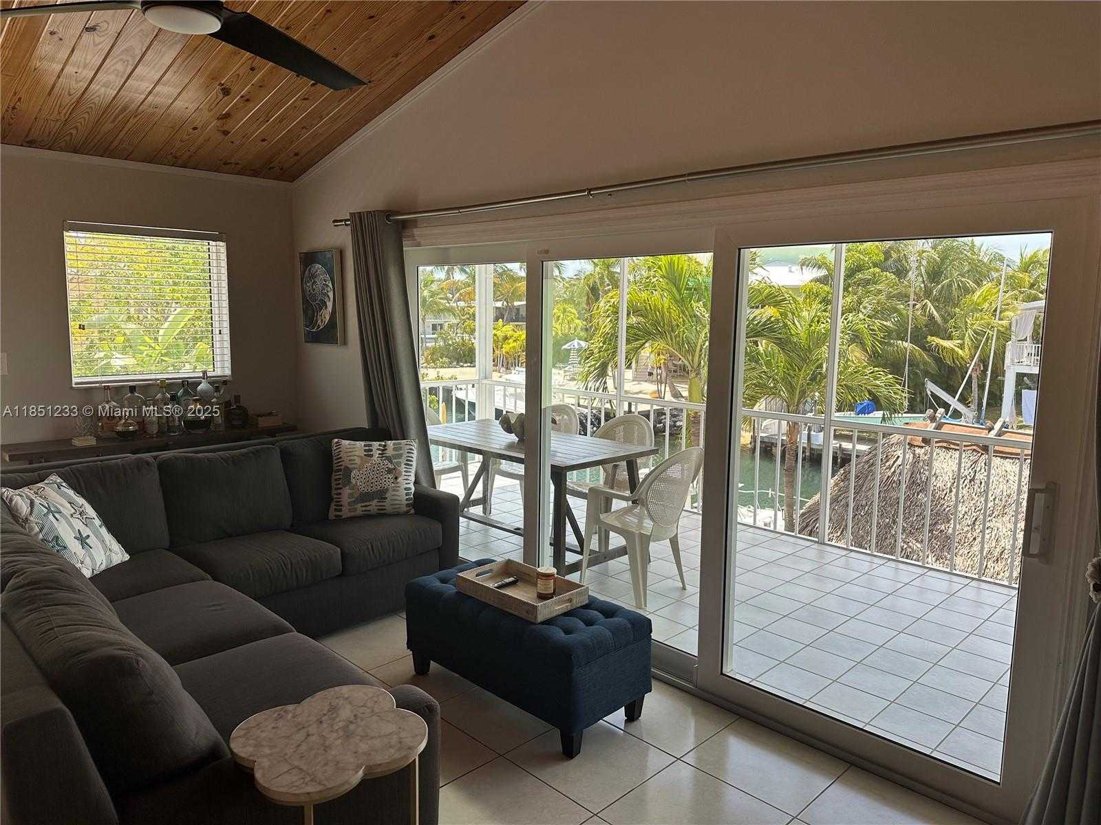 Small Image of 112 CAPTAINS CT, Islamorada Number 13
