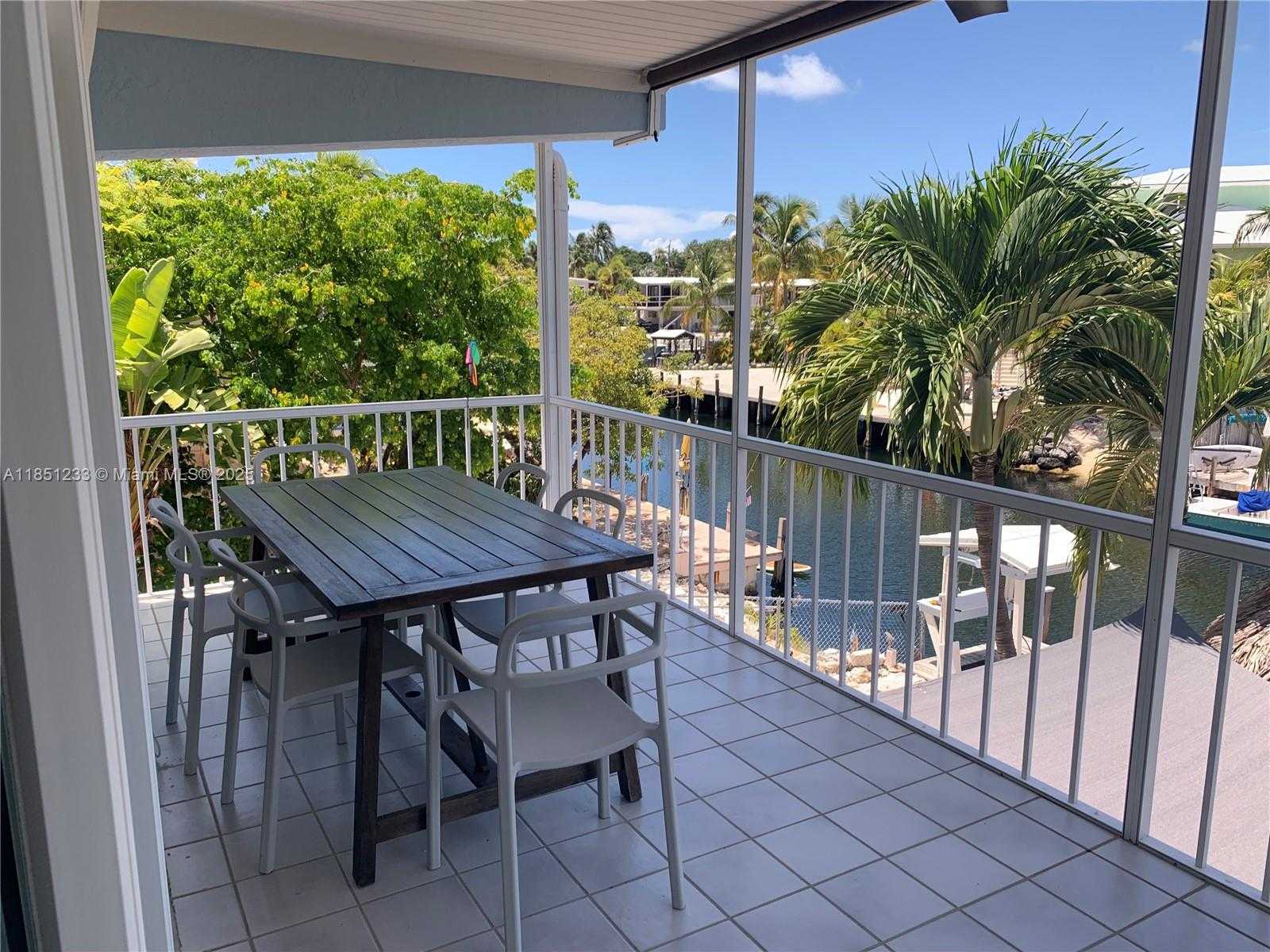 Small Image of 112 CAPTAINS CT, Islamorada Number 15