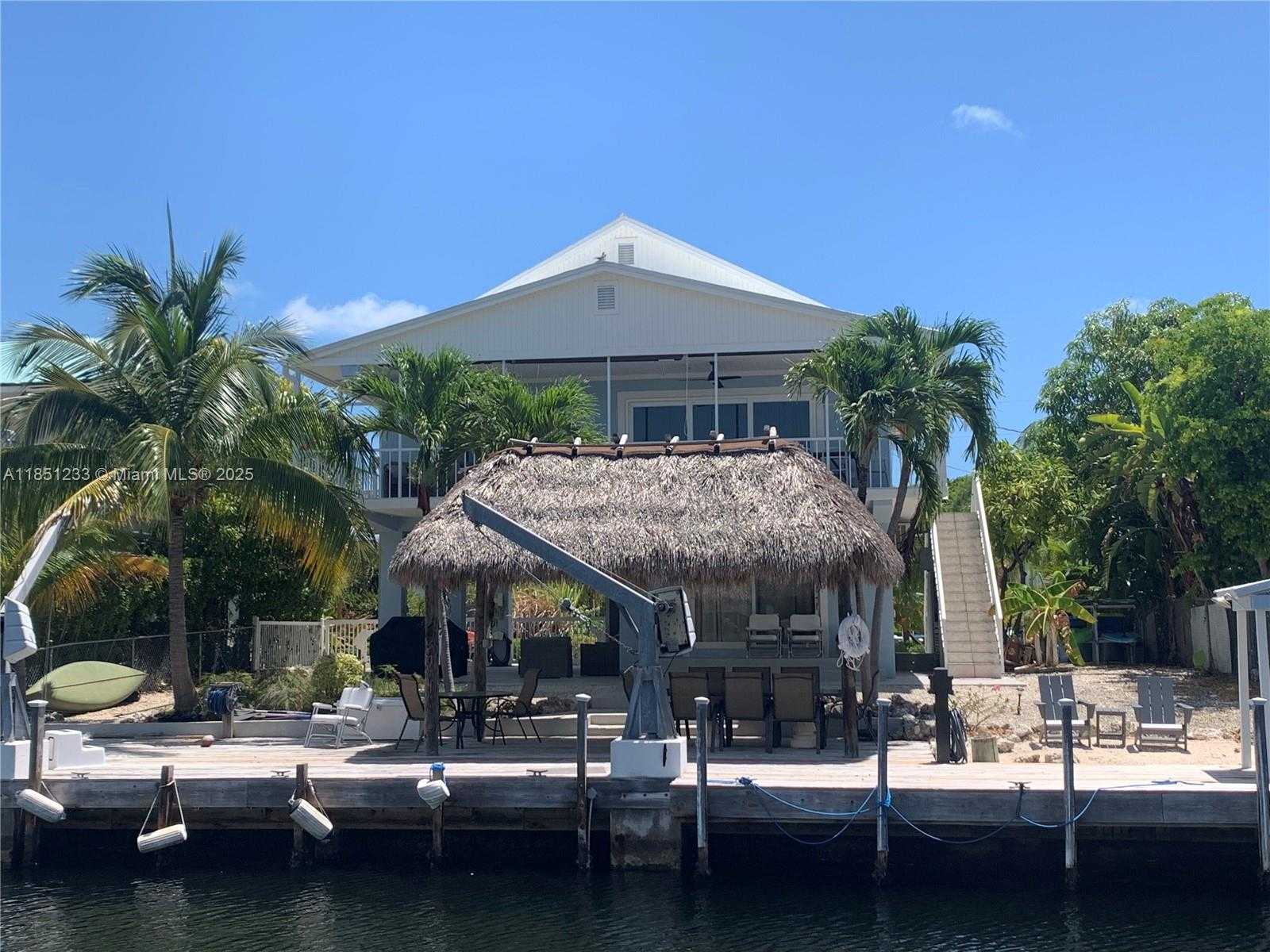 Small Image of 112 CAPTAINS CT, Islamorada Number 2
