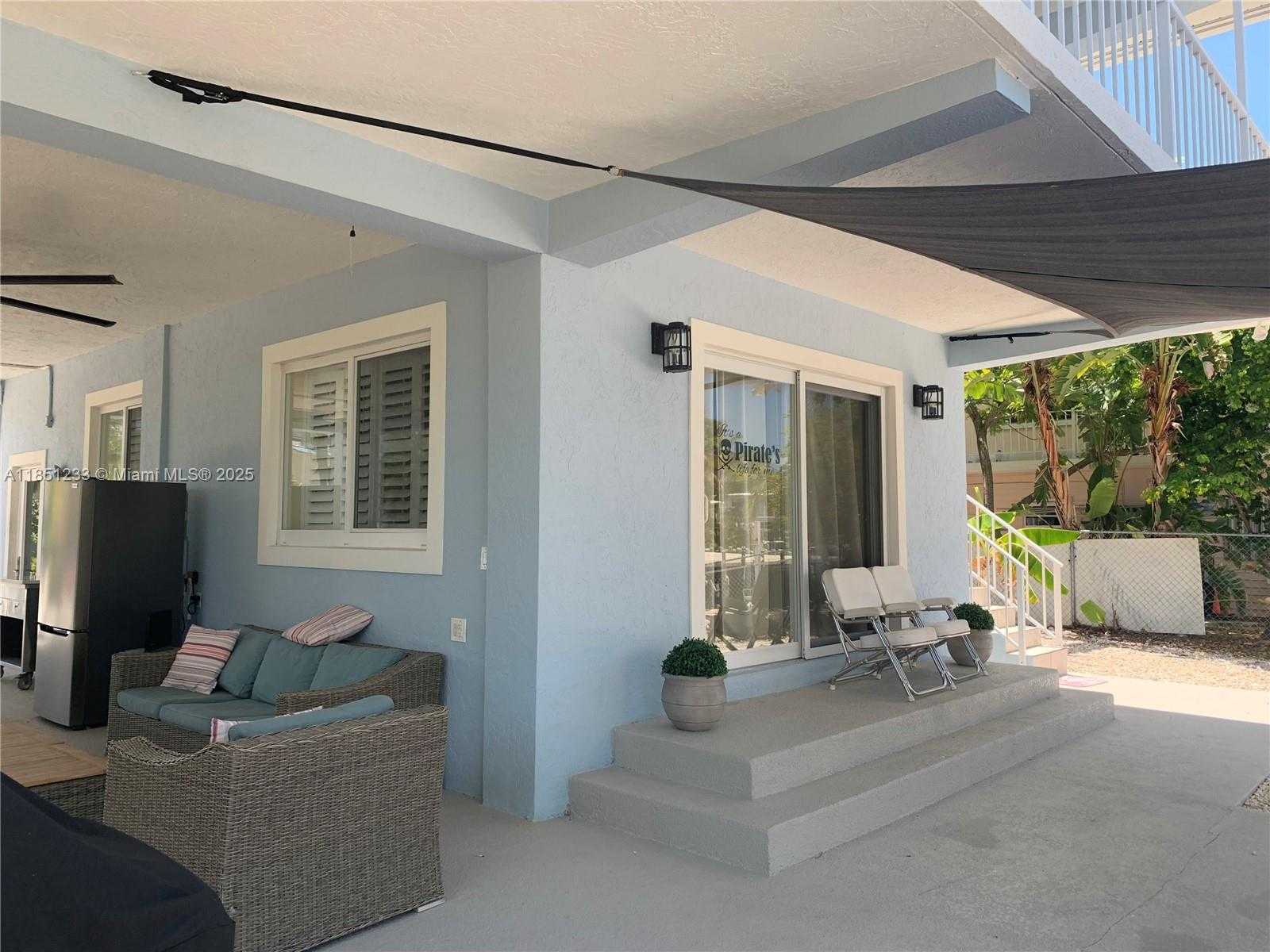 Small Image of 112 CAPTAINS CT, Islamorada Number 31