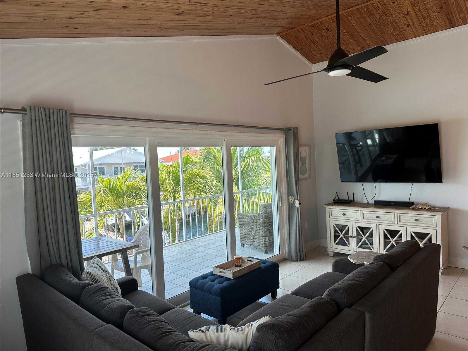 Small Image of 112 CAPTAINS CT, Islamorada Number 6