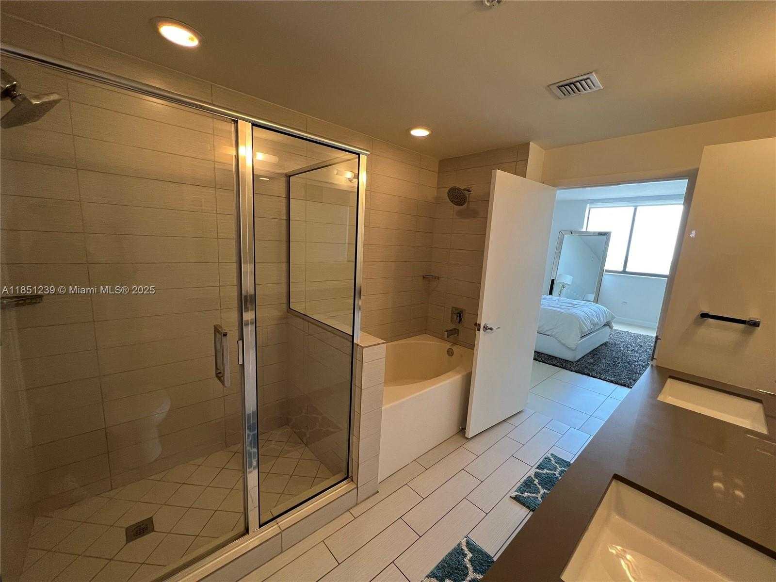 Small Image of 999 SOUTH WEST 1ST AVE #2905, Miami Number 11
