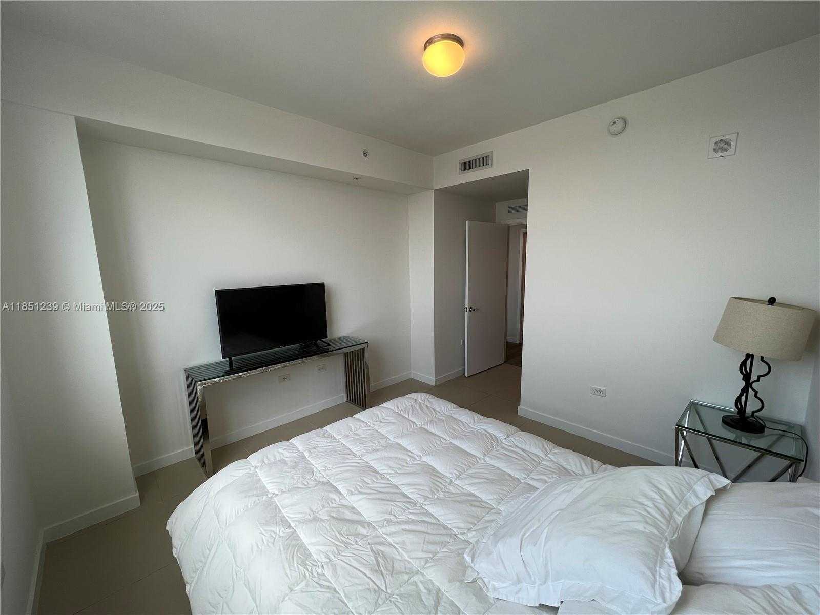 Small Image of 999 SOUTH WEST 1ST AVE #2905, Miami Number 15