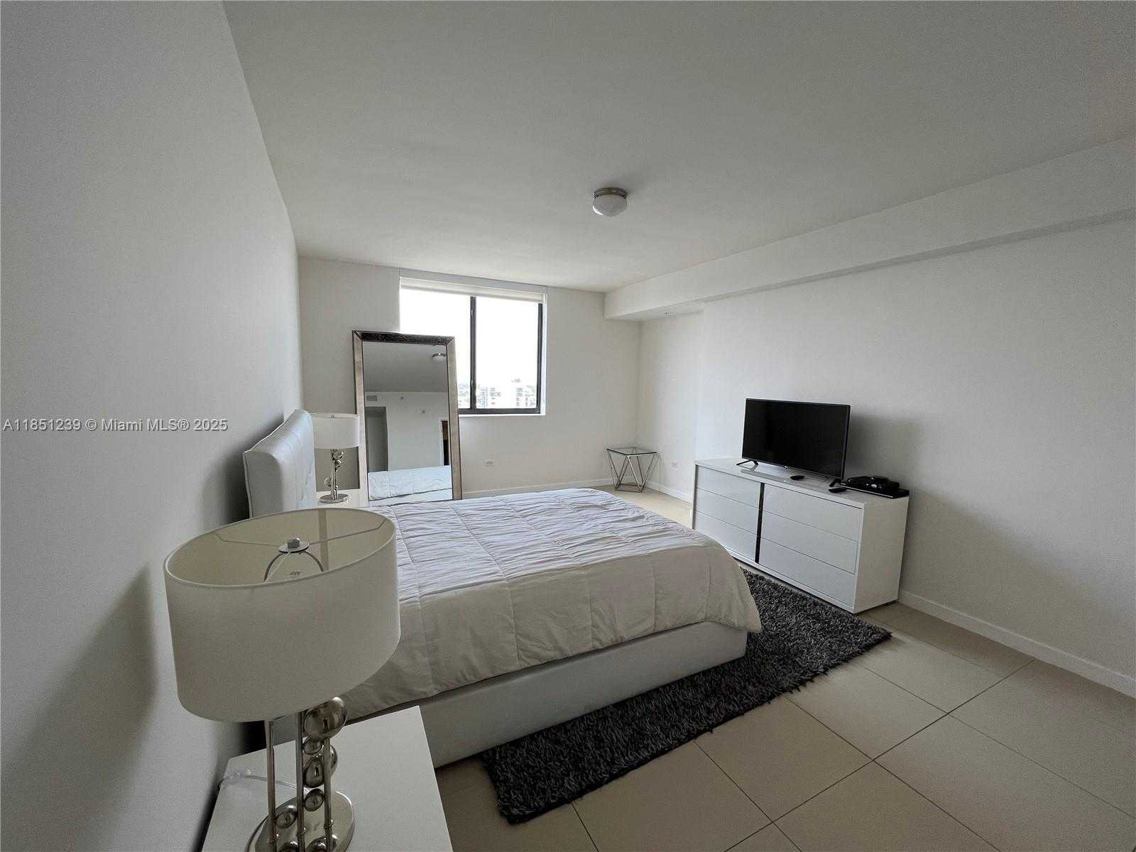 Small Image of 999 SOUTH WEST 1ST AVE #2905, Miami Number 8