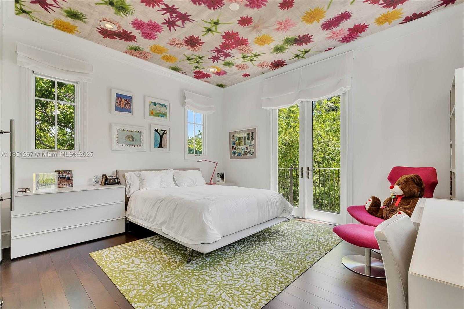Small Image of 3320 DEVON RD, Miami Number 17