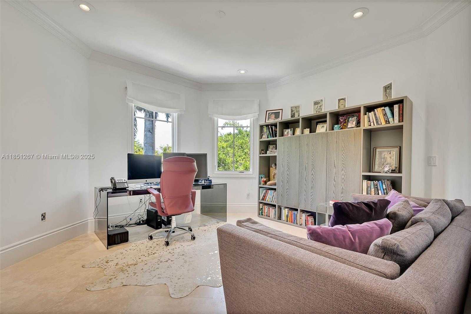 Small Image of 3320 DEVON RD, Miami Number 19