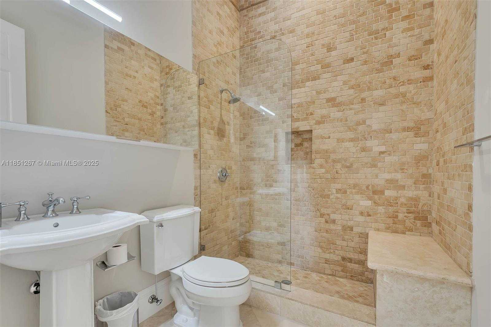 Small Image of 3320 DEVON RD, Miami Number 20