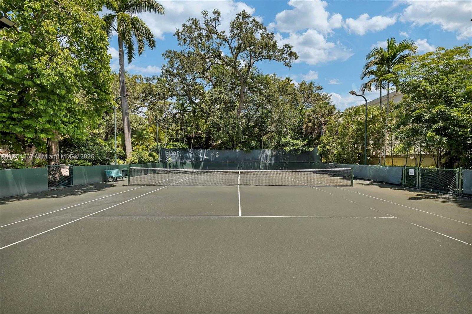 Small Image of 3320 DEVON RD, Miami Number 33
