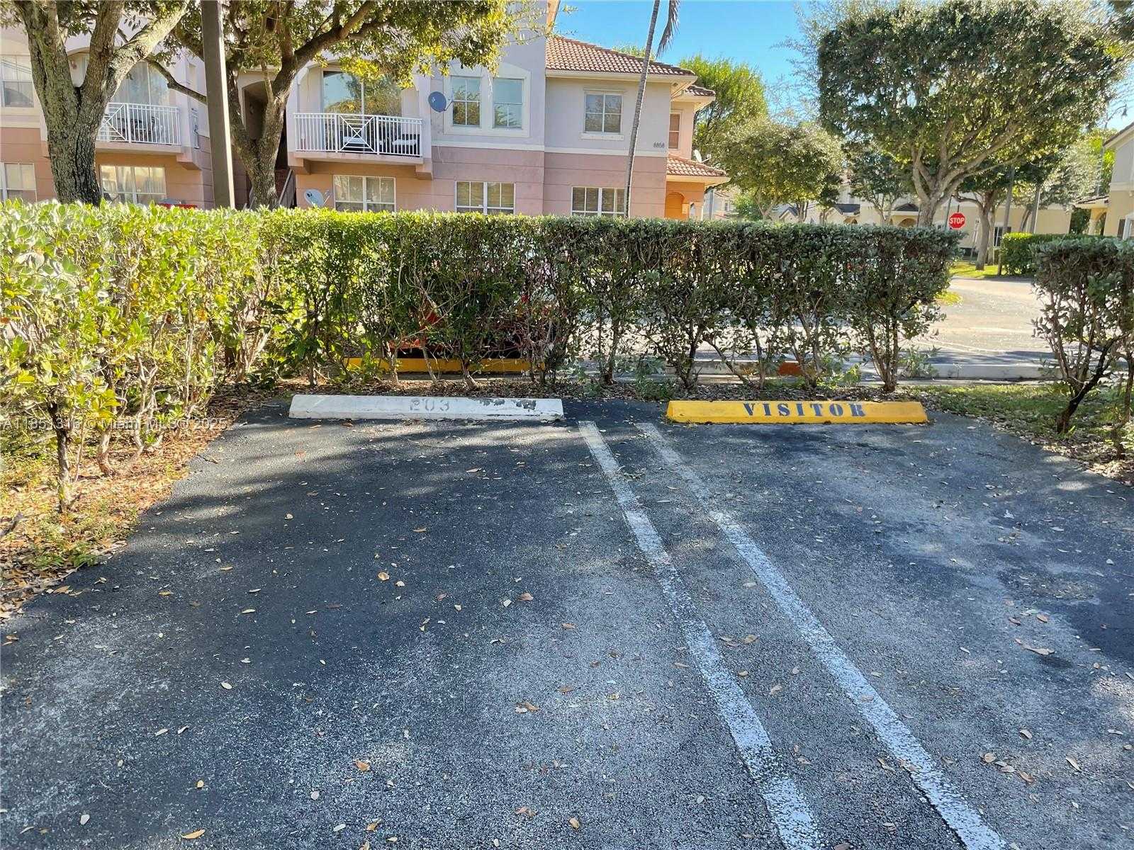 Small Image of 8858 WEST FLAGLER ST #203, Miami Number 23
