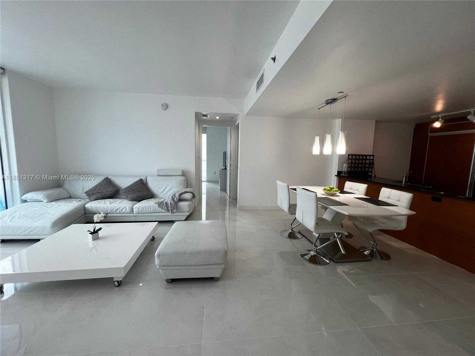 Small Image of 50 BISCAYNE BLVD #2601, Miami Number 13