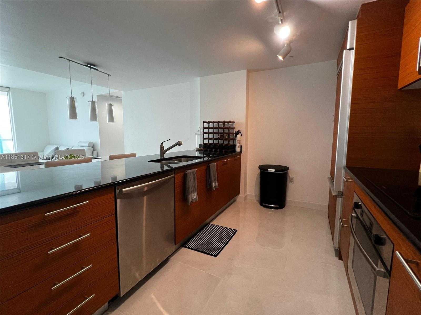 Small Image of 50 BISCAYNE BLVD #2601, Miami Number 21