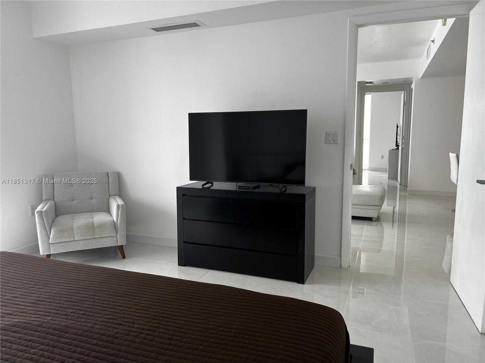 Small Image of 50 BISCAYNE BLVD #2601, Miami Number 33