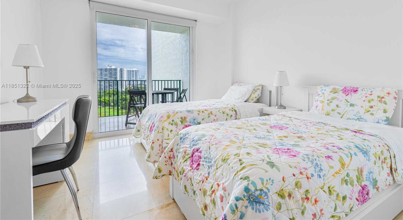 Small Image of 20000 EAST COUNTRY CLUB DR #1114, Aventura Number 16
