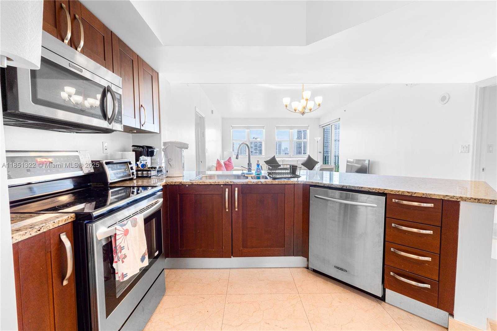 Small Image of 20000 EAST COUNTRY CLUB DR #1114, Aventura Number 21