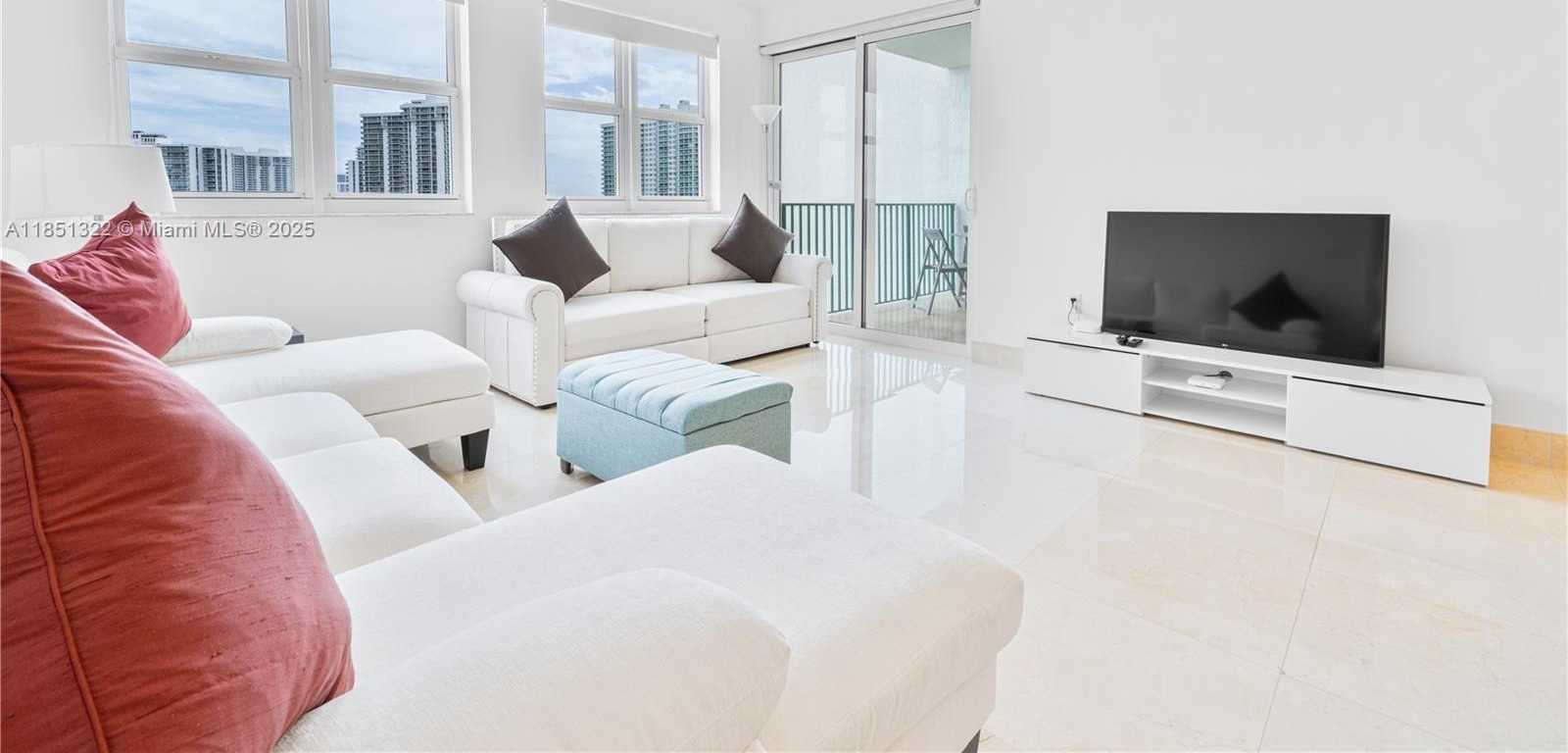 Small Image of 20000 EAST COUNTRY CLUB DR #1114, Aventura Number 5