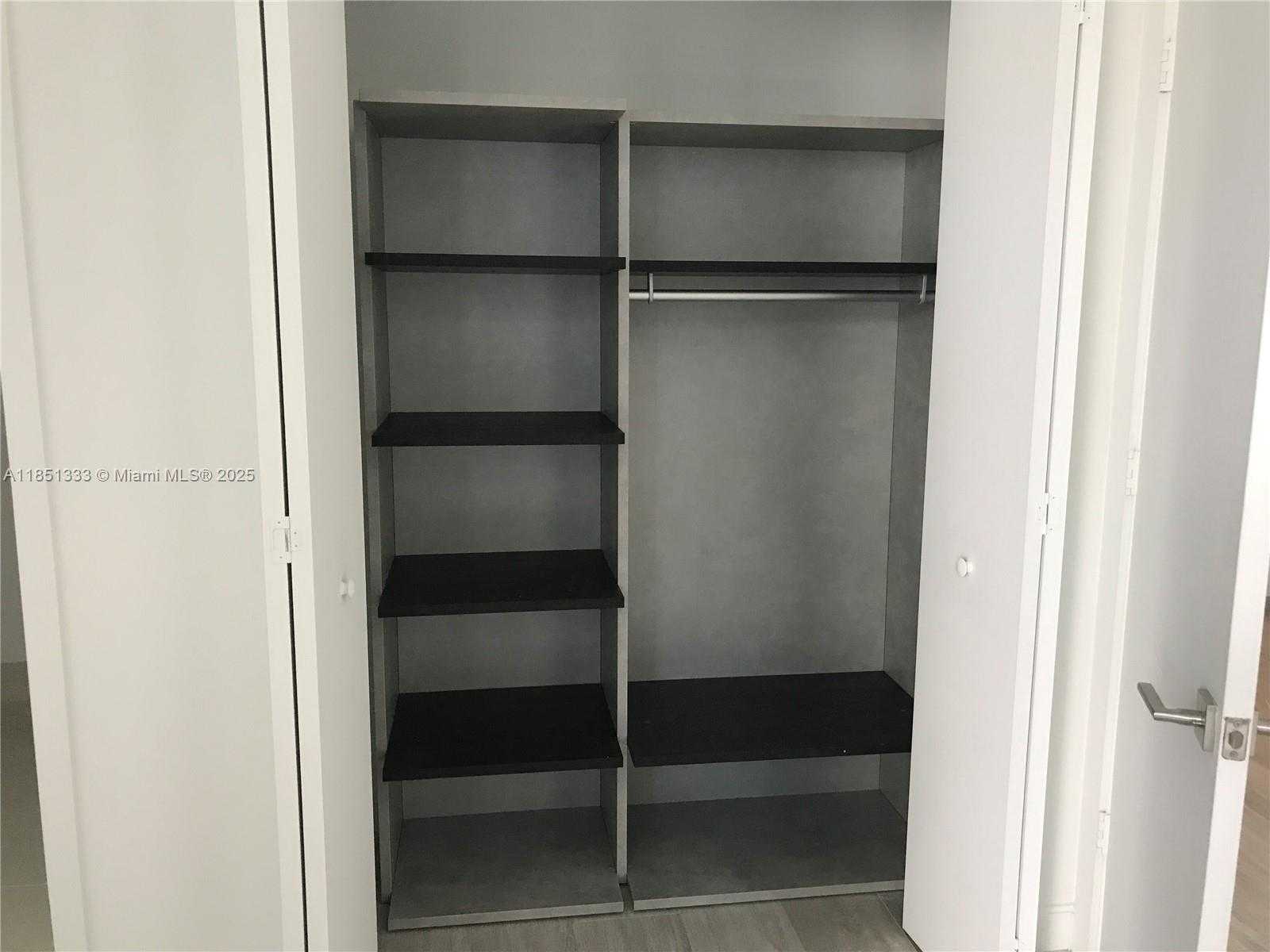 Small Image of 55 SOUTH WEST 9TH ST #2207, Miami Number 11