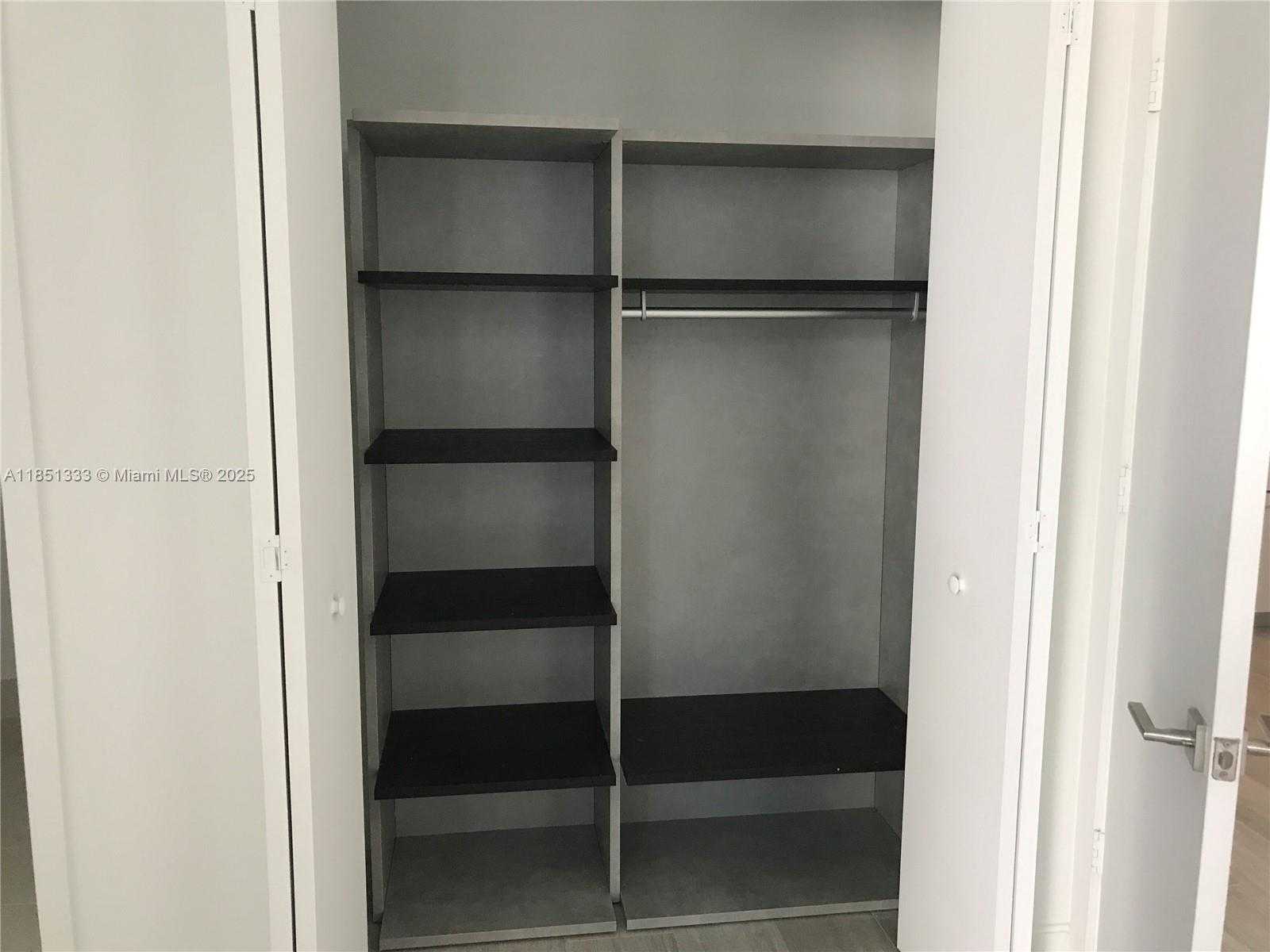 Small Image of 55 SOUTH WEST 9TH ST #2207, Miami Number 22