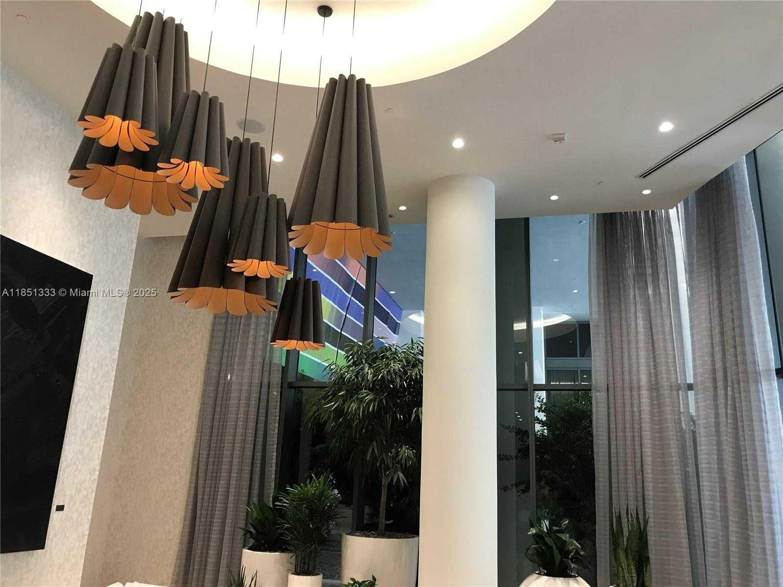 Small Image of 55 SOUTH WEST 9TH ST #2207, Miami Number 27